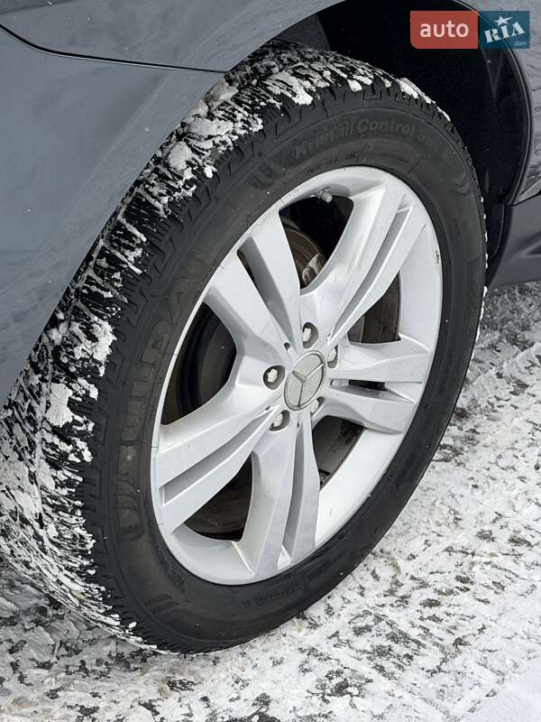 Внедорожник / Кроссовер Mercedes-Benz M-Class 2011 в Белой Церкви