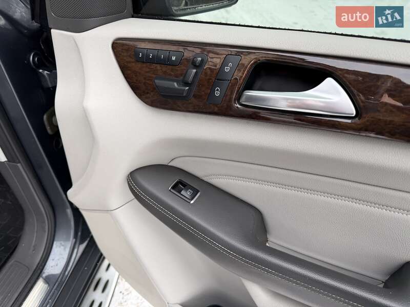 Внедорожник / Кроссовер Mercedes-Benz M-Class 2011 в Белой Церкви