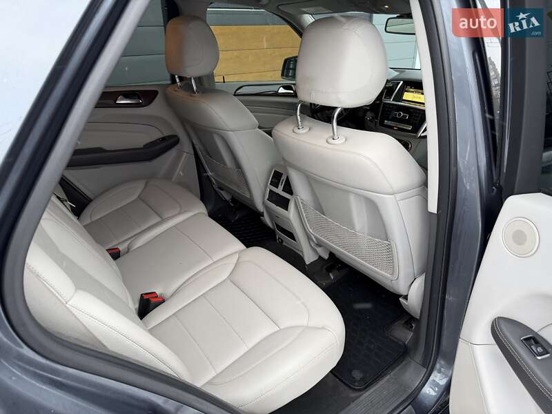 Внедорожник / Кроссовер Mercedes-Benz M-Class 2011 в Белой Церкви