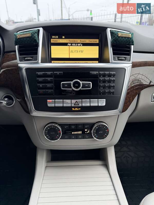 Внедорожник / Кроссовер Mercedes-Benz M-Class 2011 в Белой Церкви