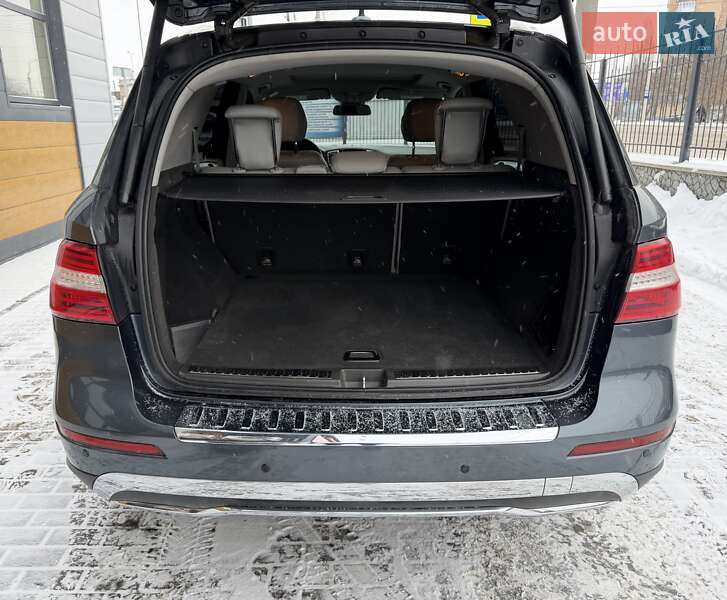 Внедорожник / Кроссовер Mercedes-Benz M-Class 2011 в Белой Церкви