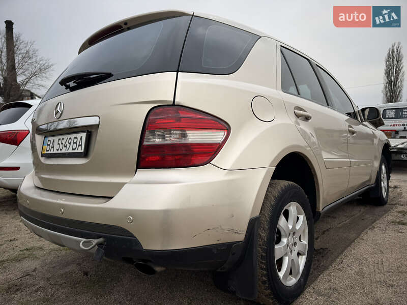 Внедорожник / Кроссовер Mercedes-Benz M-Class 2006 в Кропивницком