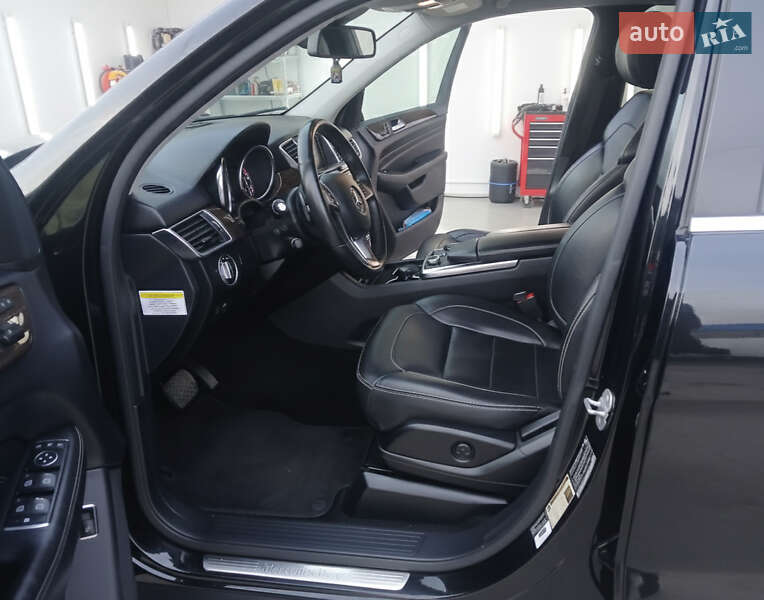 Позашляховик / Кросовер Mercedes-Benz M-Class 2012 в Хмельницькому