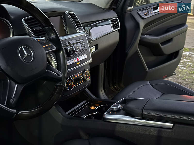 Позашляховик / Кросовер Mercedes-Benz M-Class 2014 в Миколаєві фото 19 Позашляховик / Кросовер Mercedes-Benz M-Class 2014 в Миколаєві