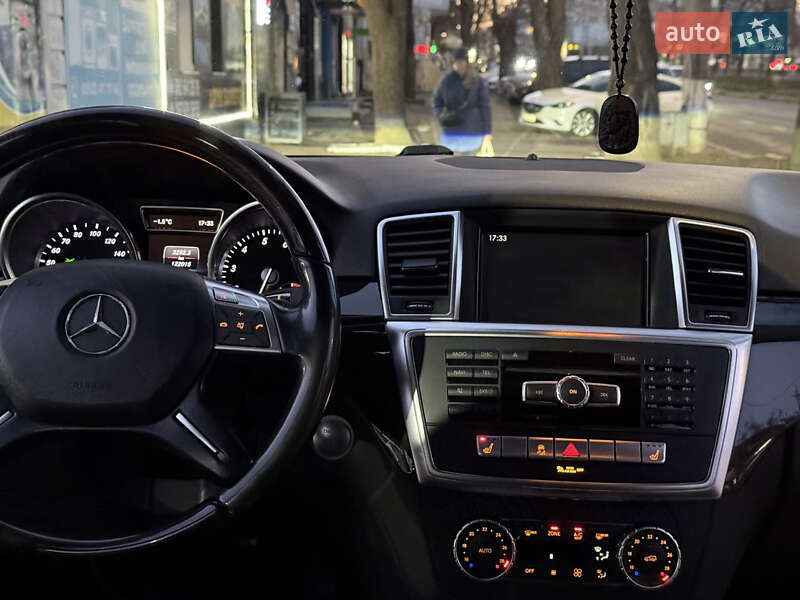 Позашляховик / Кросовер Mercedes-Benz M-Class 2014 в Миколаєві фото 29 Позашляховик / Кросовер Mercedes-Benz M-Class 2014 в Миколаєві