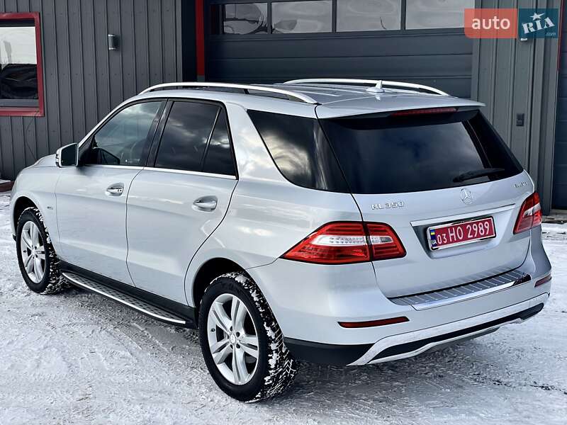 Позашляховик / Кросовер Mercedes-Benz M-Class 2012 в Ковелі