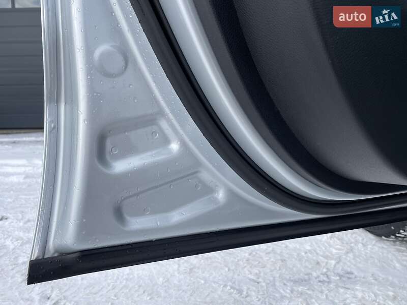 Позашляховик / Кросовер Mercedes-Benz M-Class 2012 в Ковелі