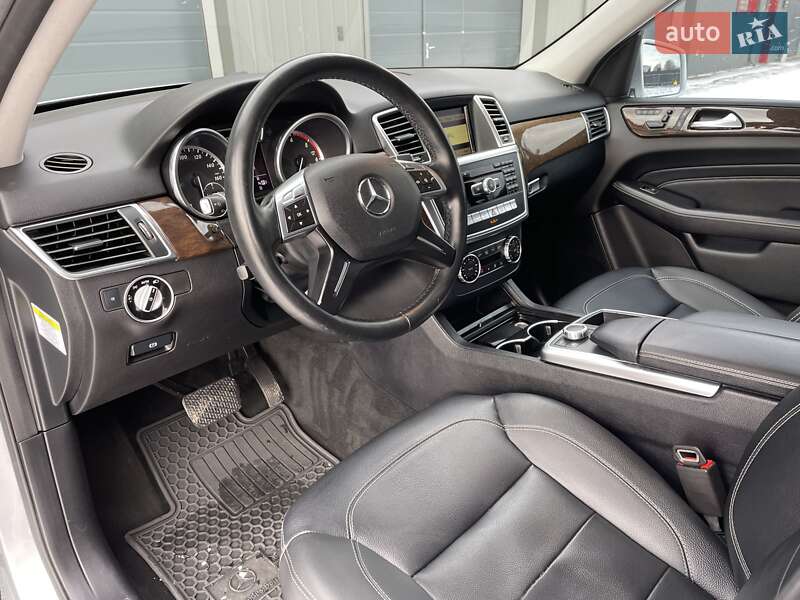 Позашляховик / Кросовер Mercedes-Benz M-Class 2012 в Ковелі