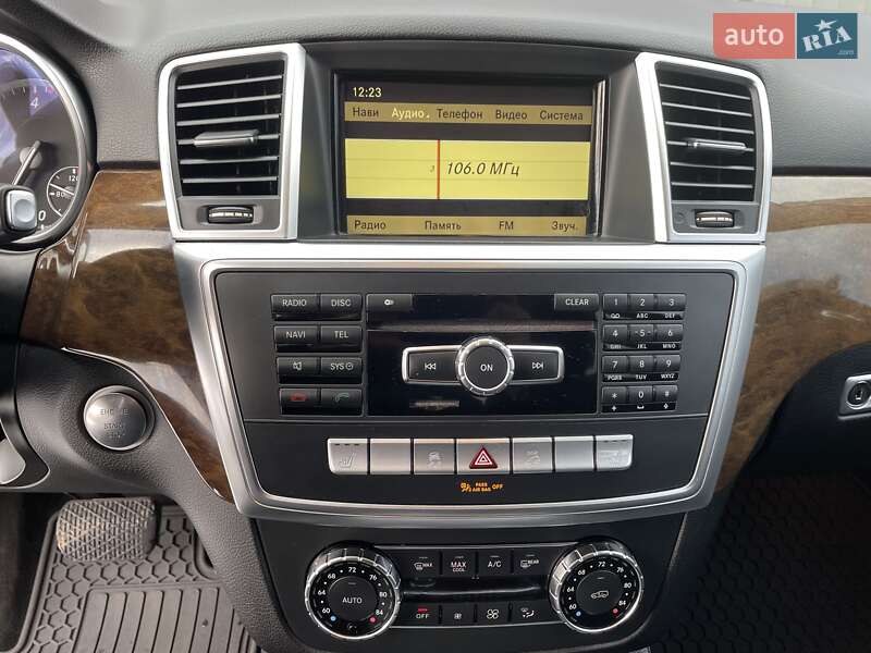 Позашляховик / Кросовер Mercedes-Benz M-Class 2012 в Ковелі