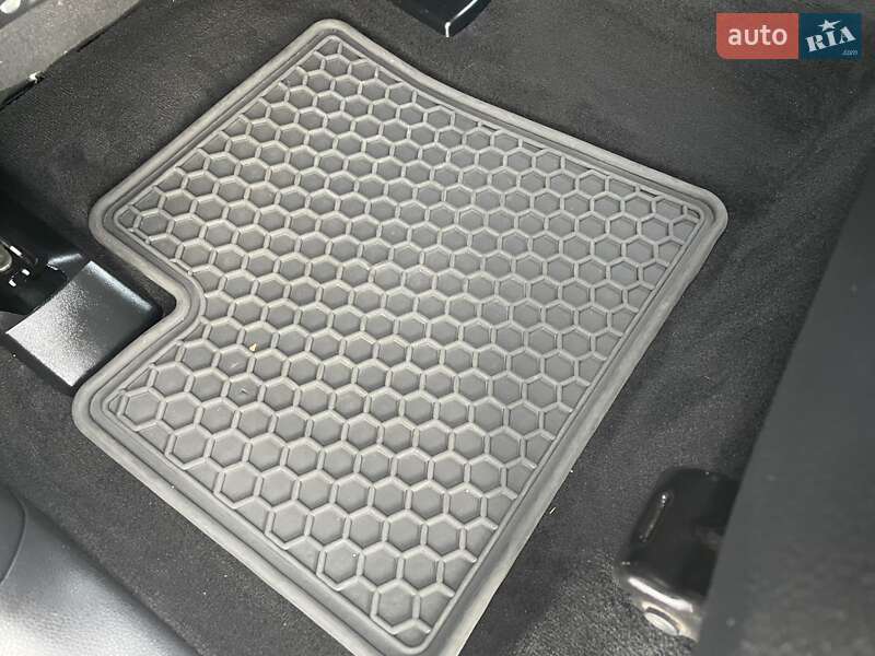 Позашляховик / Кросовер Mercedes-Benz M-Class 2012 в Ковелі