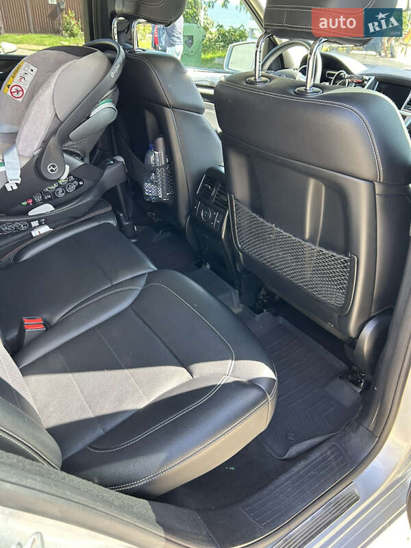 Внедорожник / Кроссовер Mercedes-Benz M-Class 2013 в Черноморске