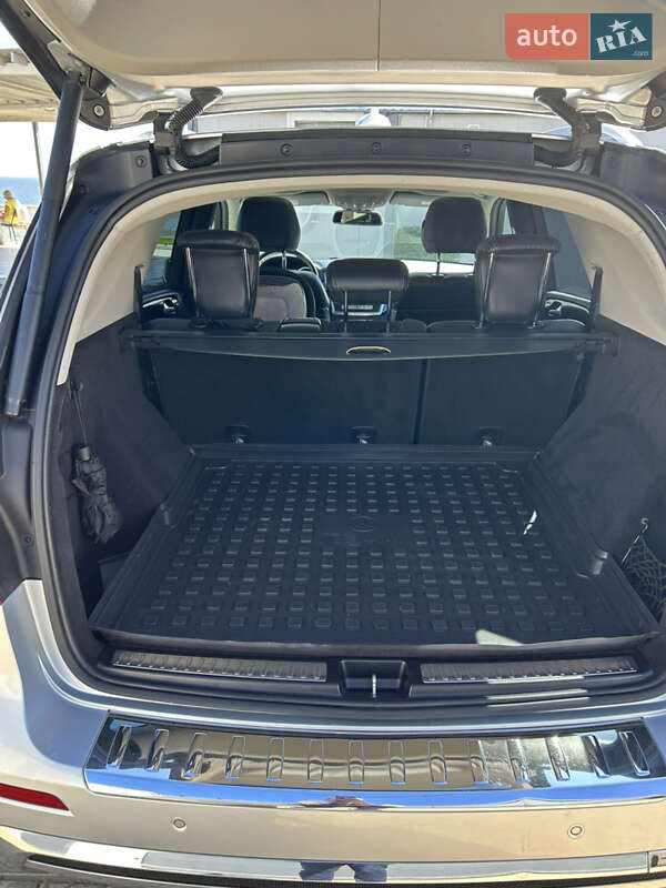 Внедорожник / Кроссовер Mercedes-Benz M-Class 2013 в Черноморске