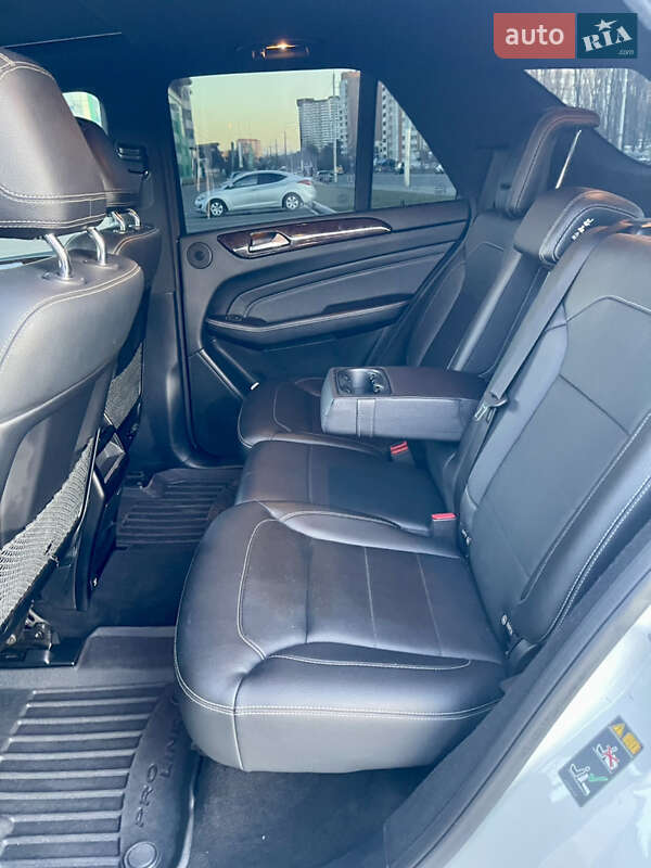 Позашляховик / Кросовер Mercedes-Benz M-Class 2015 в Києві фото 11 Позашляховик / Кросовер Mercedes-Benz M-Class 2015 в Києві