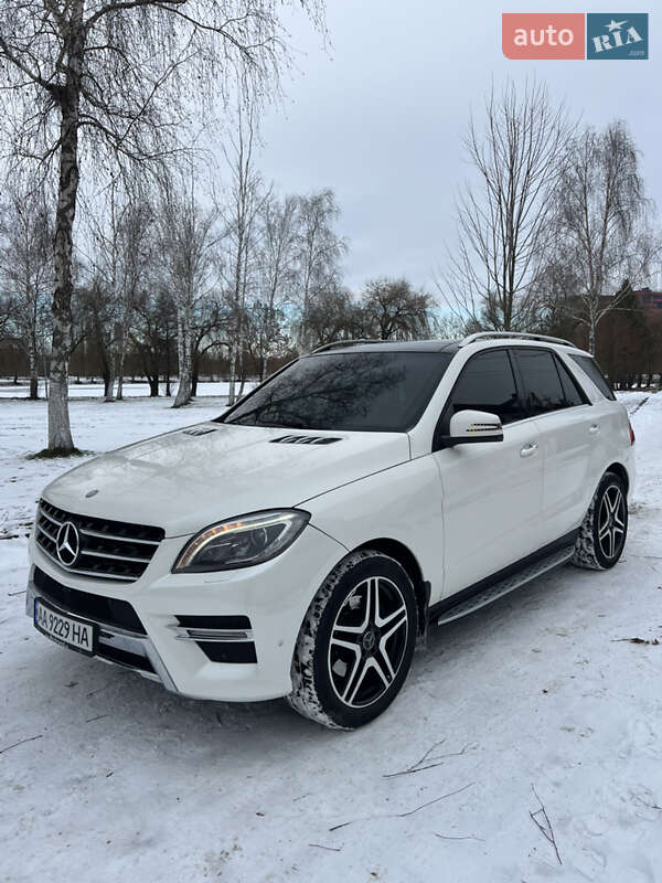 Внедорожник / Кроссовер Mercedes-Benz M-Class 2012 в Ровно фото 2 Внедорожник / Кроссовер Mercedes-Benz M-Class 2012 в Ровно