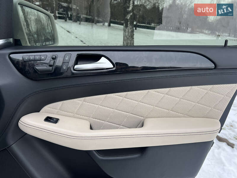 Внедорожник / Кроссовер Mercedes-Benz M-Class 2012 в Ровно фото 29 Внедорожник / Кроссовер Mercedes-Benz M-Class 2012 в Ровно