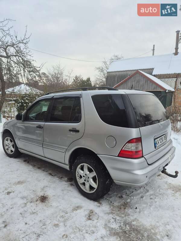 Позашляховик / Кросовер Mercedes-Benz M-Class 2003 в Ірпені фото 4 Позашляховик / Кросовер Mercedes-Benz M-Class 2003 в Ірпені