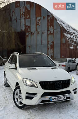 Позашляховик / Кросовер Mercedes-Benz M-Class 2012 в Житомирі