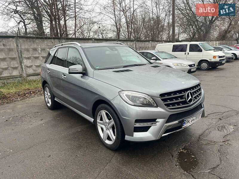 Внедорожник / Кроссовер Mercedes-Benz M-Class 2012 в Киеве фото 3 Внедорожник / Кроссовер Mercedes-Benz M-Class 2012 в Киеве