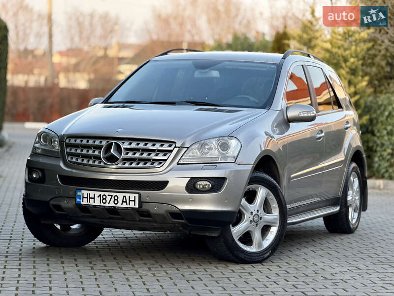 Mercedes-Benz M-Class 2008