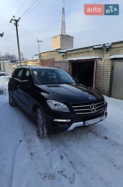 Позашляховик / Кросовер Mercedes-Benz M-Class 2012 в Підворках