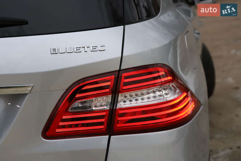 Внедорожник / Кроссовер Mercedes-Benz M-Class 2014 в Дрогобыче