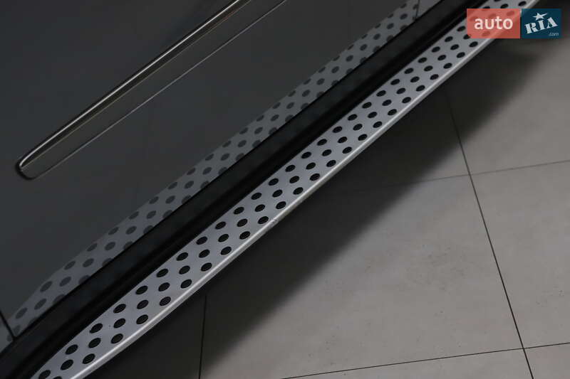 Внедорожник / Кроссовер Mercedes-Benz M-Class 2010 в Дрогобыче