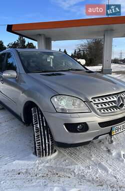 Внедорожник / Кроссовер Mercedes-Benz M-Class 2006 в Одессе