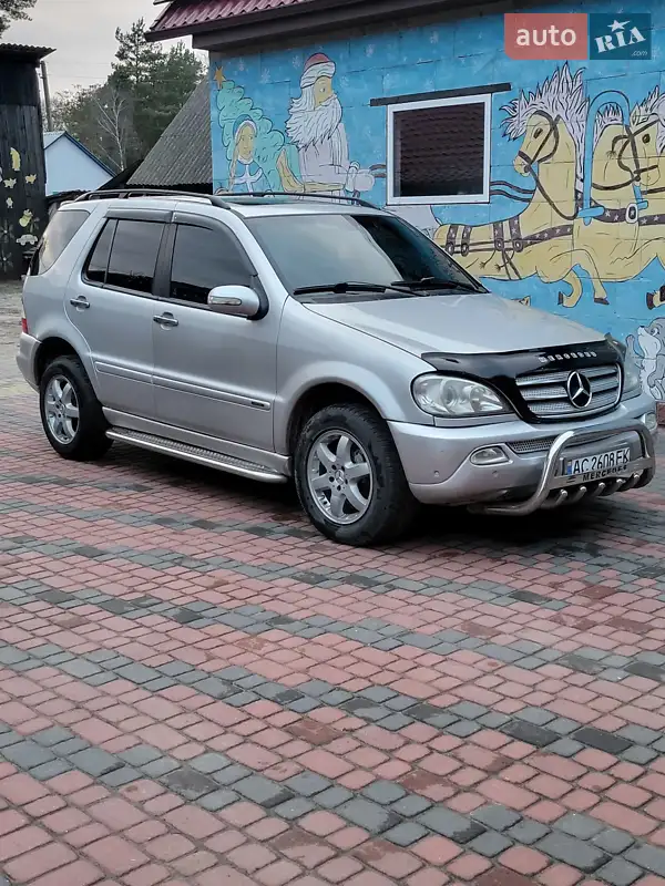 Mercedes-Benz M-Class