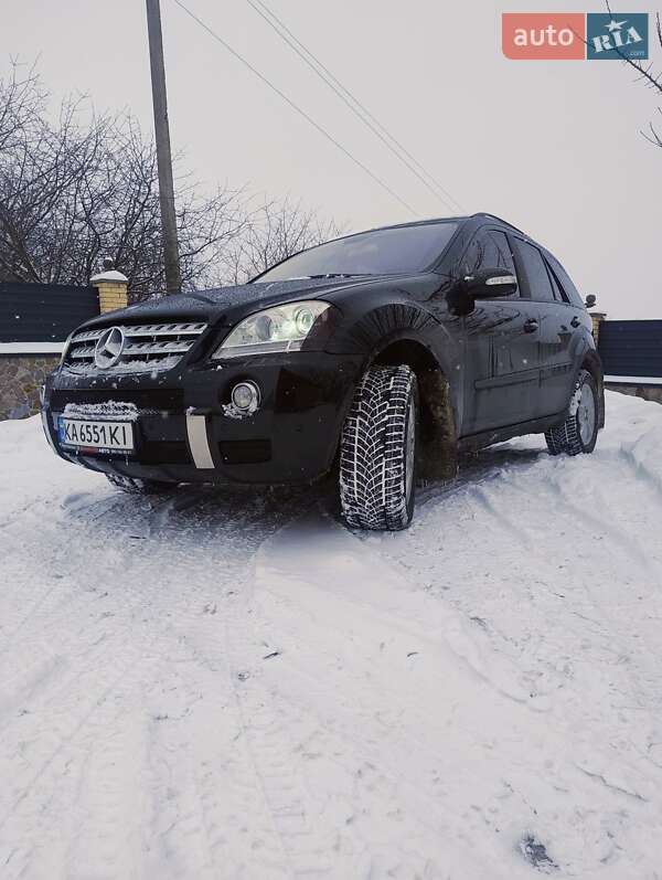 Mercedes-Benz M-Class