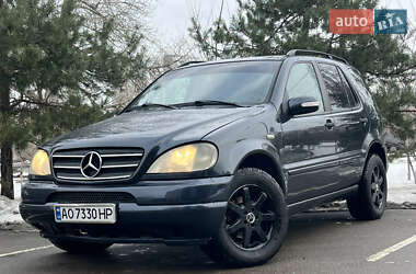 Внедорожник / Кроссовер Mercedes-Benz M-Class 2002 в Киеве