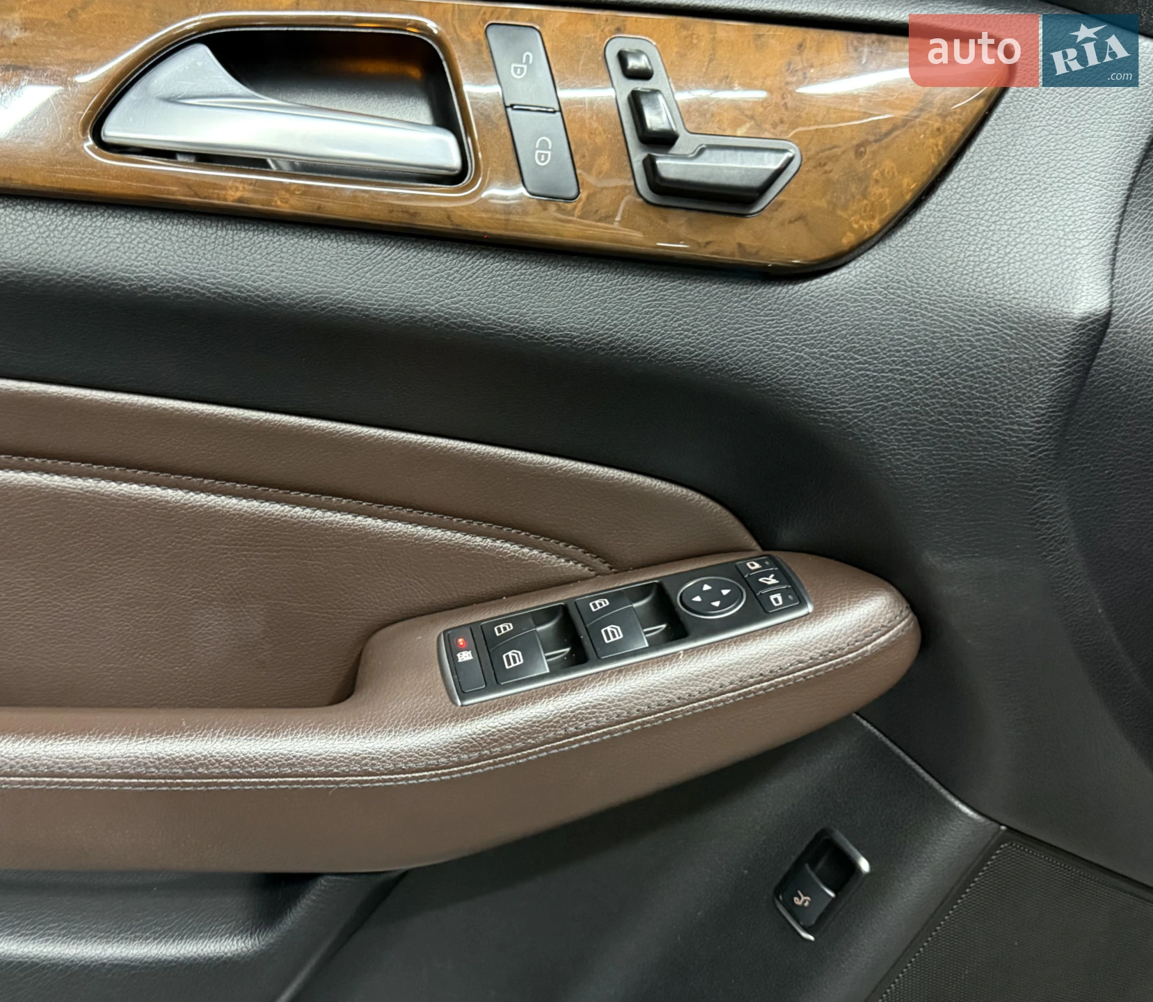 2011 Mercedes-Benz M-klasse - мініатюра 28