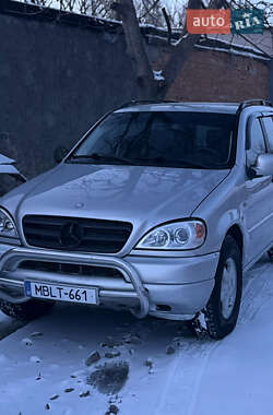 Внедорожник / Кроссовер Mercedes-Benz M-Class 2000 в Виннице