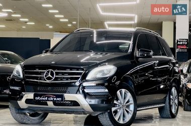 Позашляховик / Кросовер Mercedes-Benz M-Class 2014 в Миколаєві