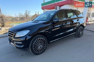 Внедорожник / Кроссовер Mercedes-Benz M-Class 2012 в Изюме
