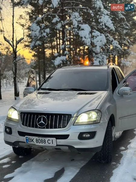 Mercedes-Benz M-Class 2007