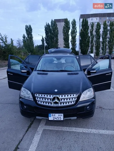 Mercedes-Benz M-Class 2008
