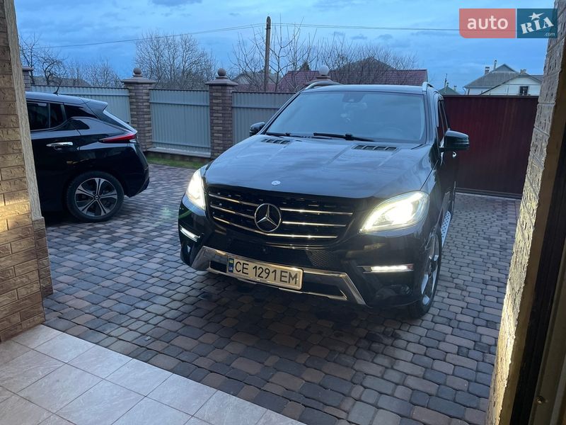 Внедорожник / Кроссовер Mercedes-Benz M-Class 2013 в Черновцах