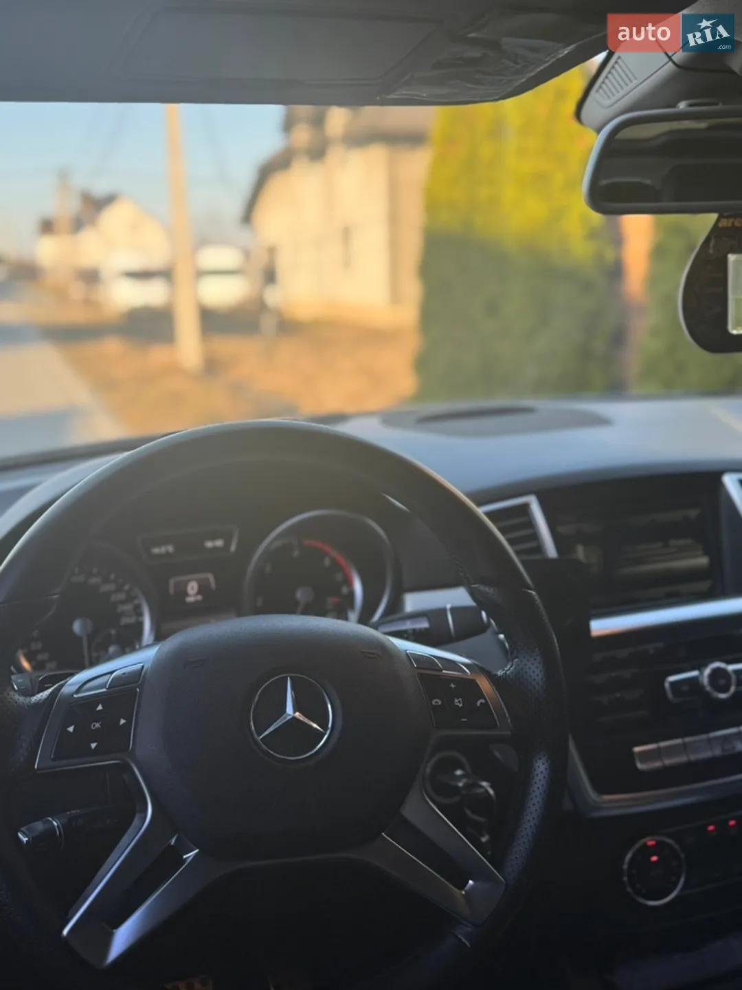 2013 Mercedes-Benz M-klasse - мініатюра 28