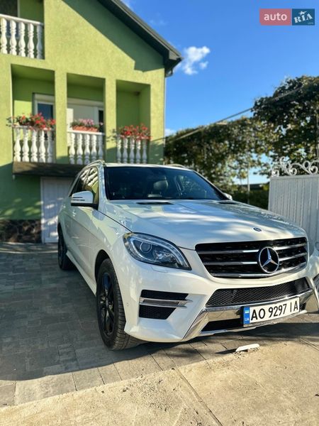 Mercedes-Benz M-Class 2012