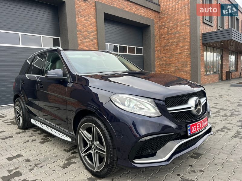 Mercedes-Benz M-Class 2012