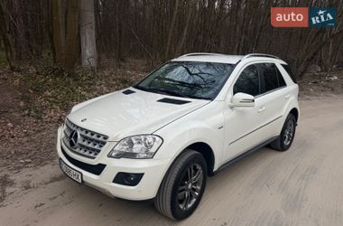 Позашляховик / Кросовер Mercedes-Benz M-Class 2010 в Львові
