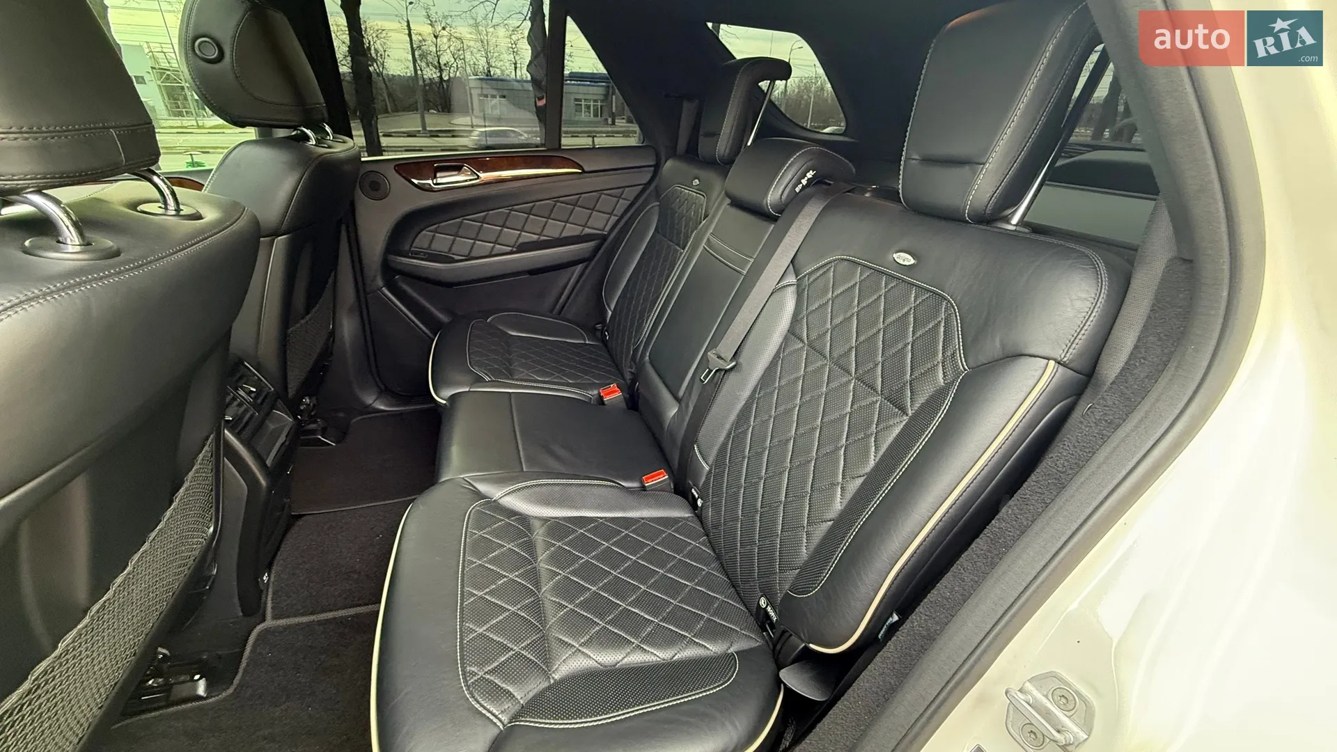 2012 Mercedes-Benz M-klasse - мініатюра 36