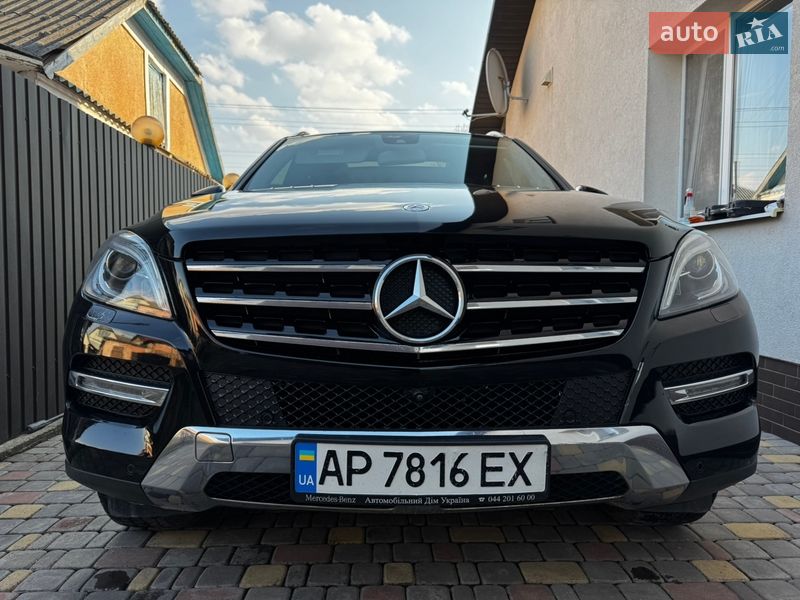 Внедорожник / Кроссовер Mercedes-Benz M-Class 2013 в Каменец-Подольском