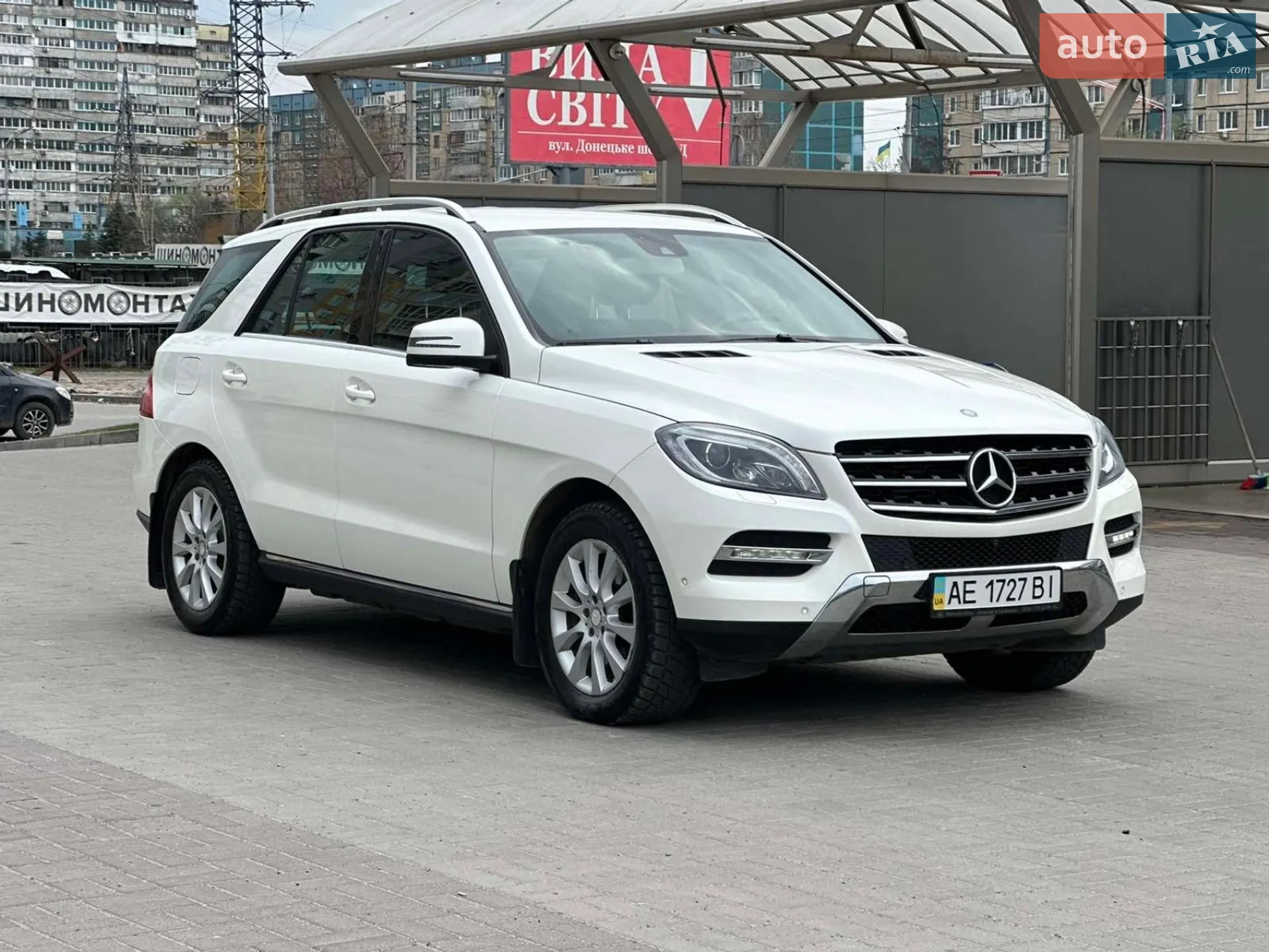 2013 Mercedes-Benz M-klasse - мініатюра 3