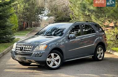 Внедорожник / Кроссовер Mercedes-Benz M-Class 2010 в Днепре