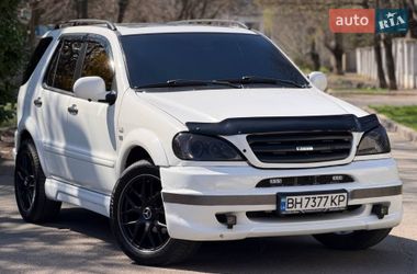 Позашляховик / Кросовер Mercedes-Benz M-Class 1999 в Одесі