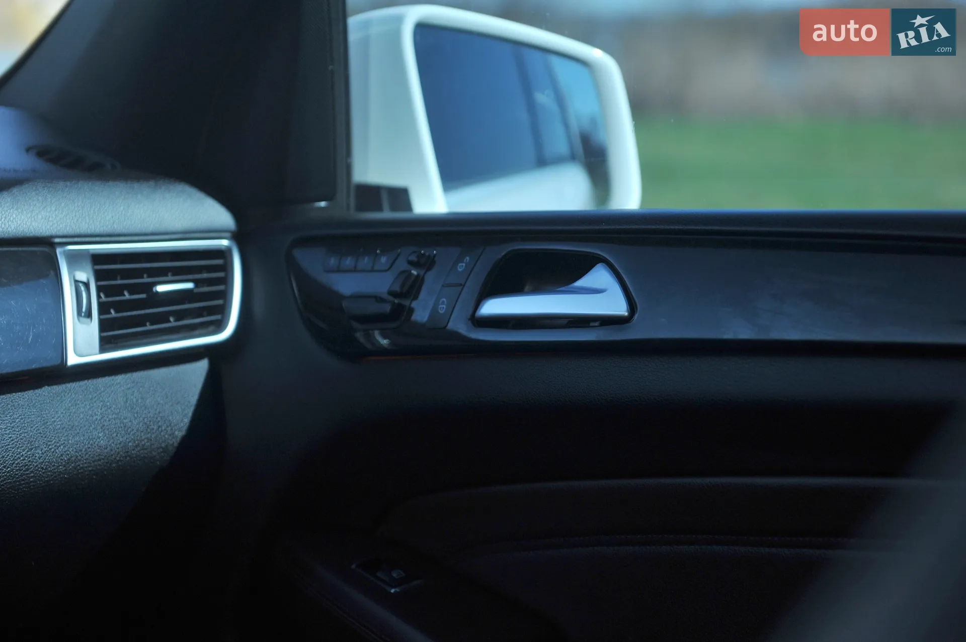 2013 Mercedes-Benz M-klasse - мініатюра 16