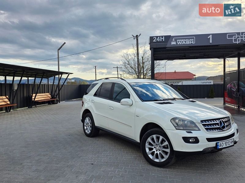 Mercedes-Benz M-Class 2008