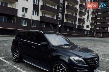 Внедорожник / Кроссовер Mercedes-Benz M-Class 2012 в Киеве