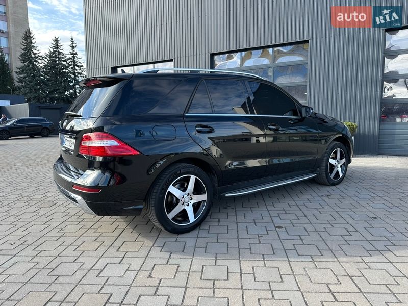 Внедорожник / Кроссовер Mercedes-Benz M-Class 2013 в Виннице